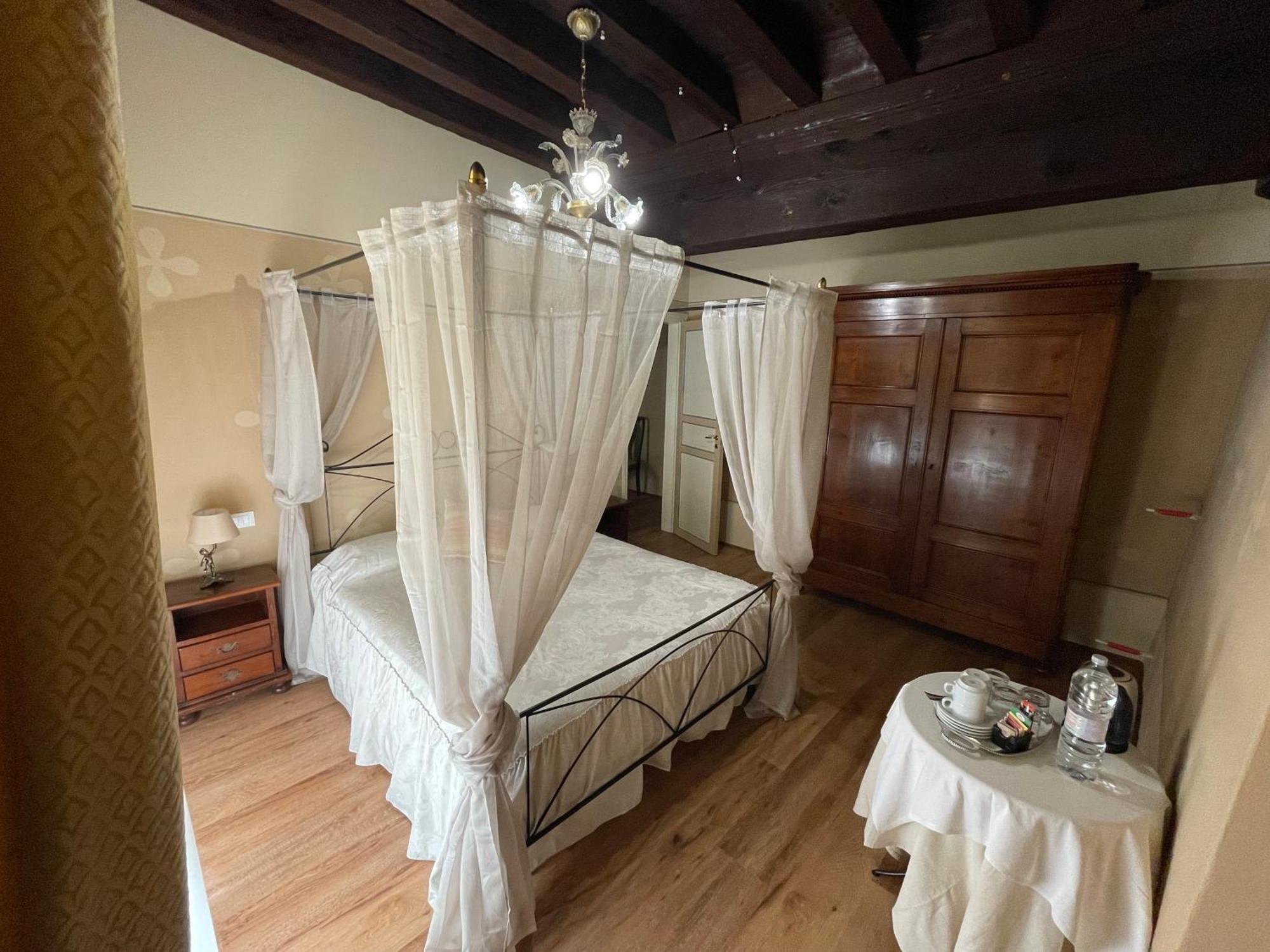 La Boheme Bed and Breakfast Λούκα Εξωτερικό φωτογραφία