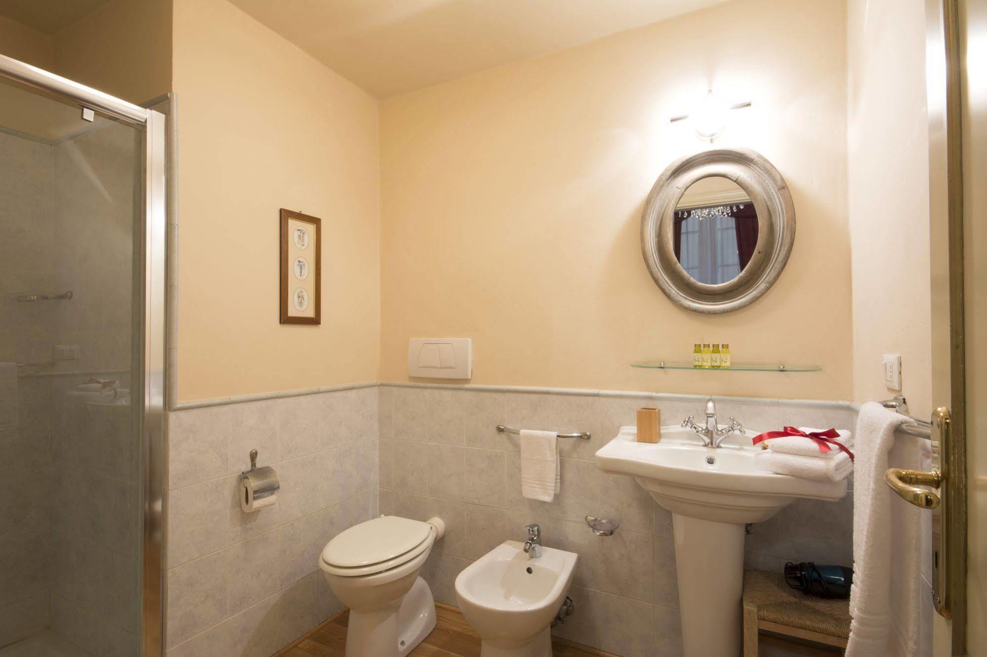 La Boheme Bed and Breakfast Λούκα Εξωτερικό φωτογραφία