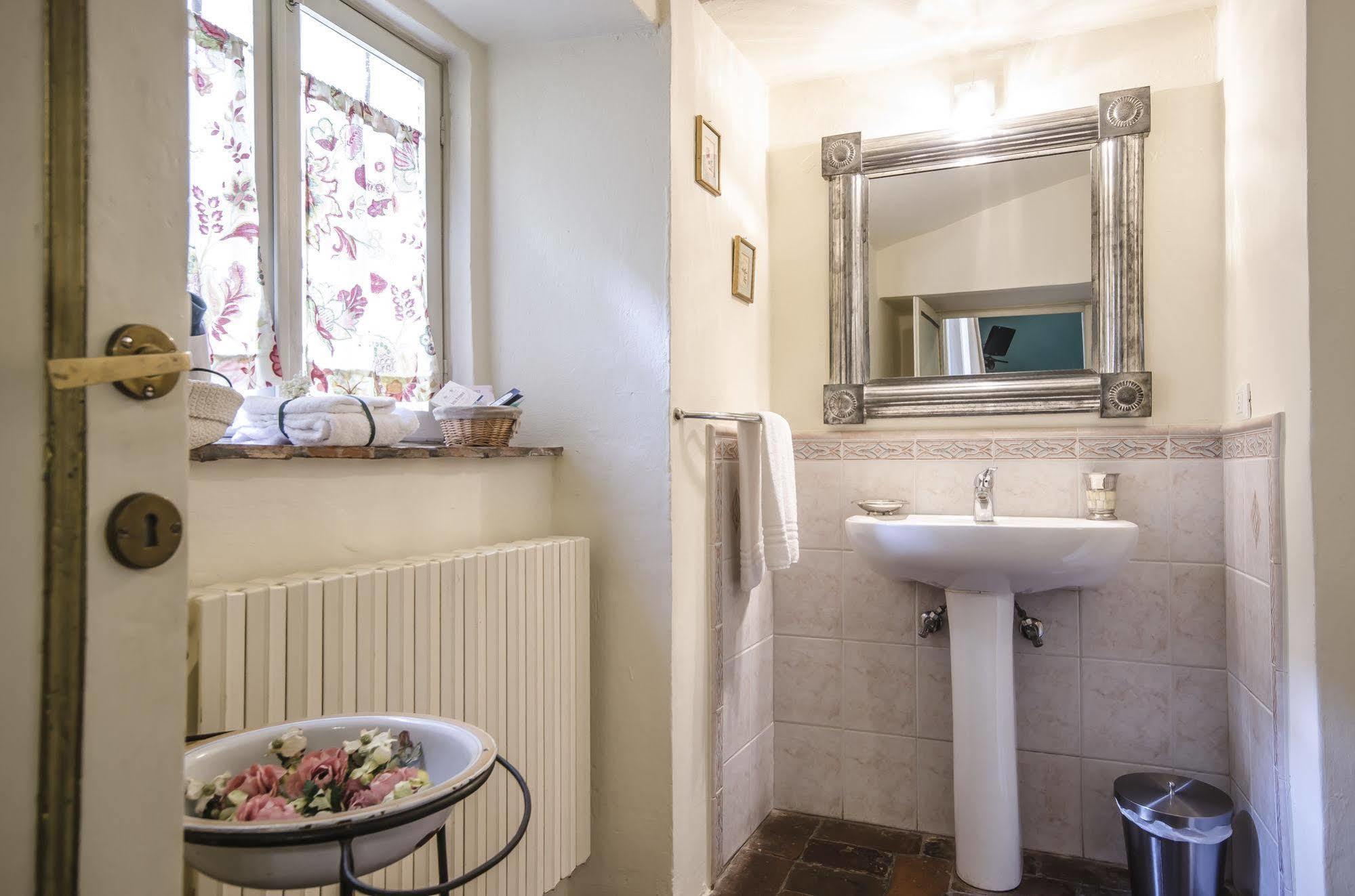 La Boheme Bed and Breakfast Λούκα Εξωτερικό φωτογραφία