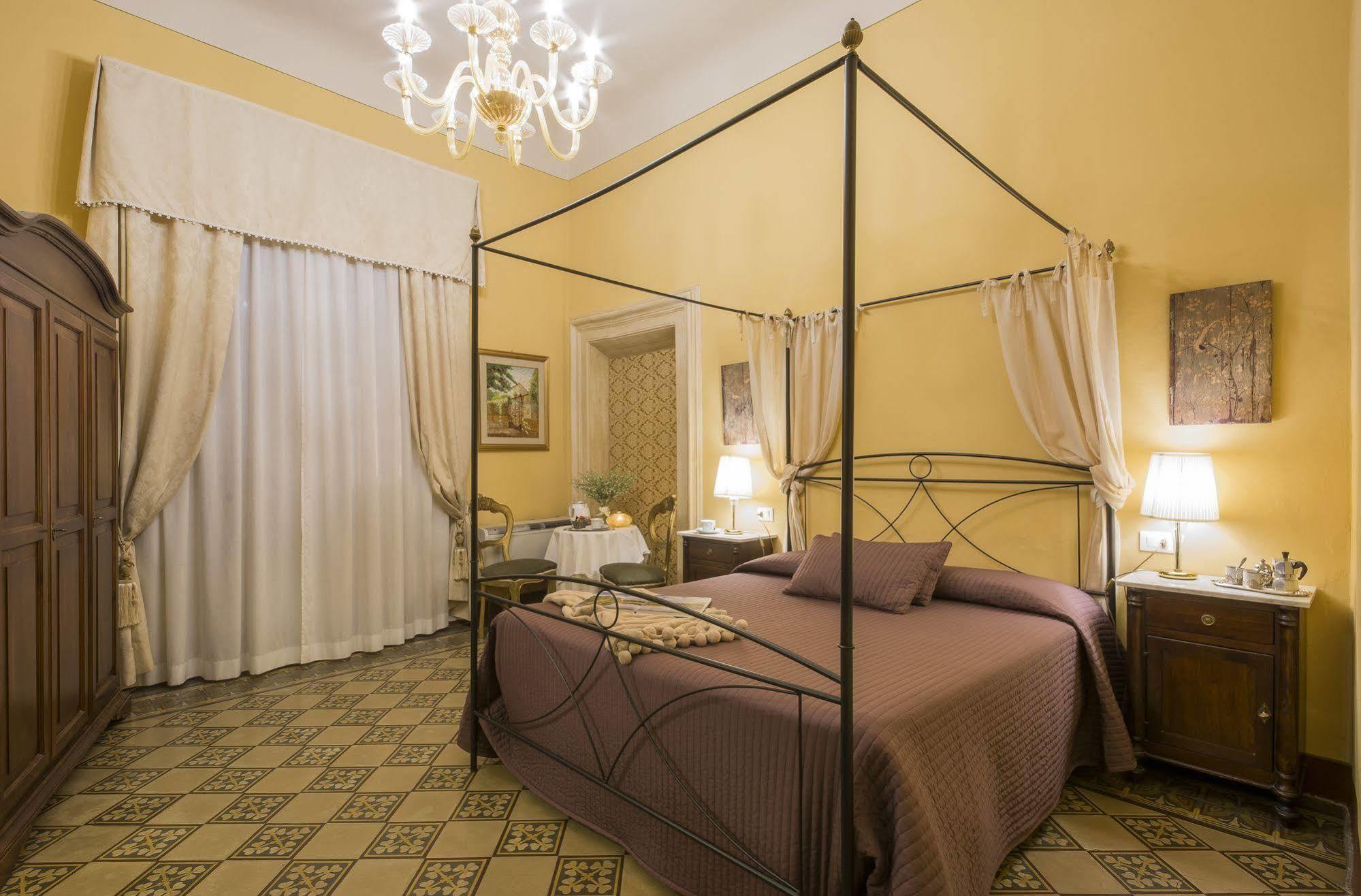 La Boheme Bed and Breakfast Λούκα Εξωτερικό φωτογραφία